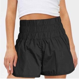Automet Black High-Waisted Women's Shorts